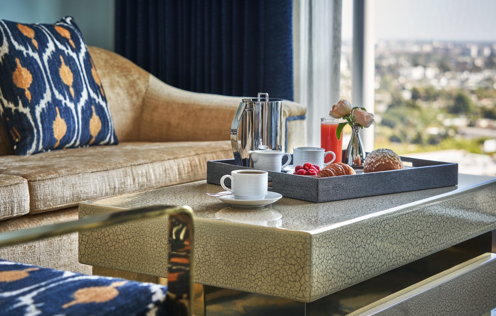 Deluxe Skyline One Bedroom Suite