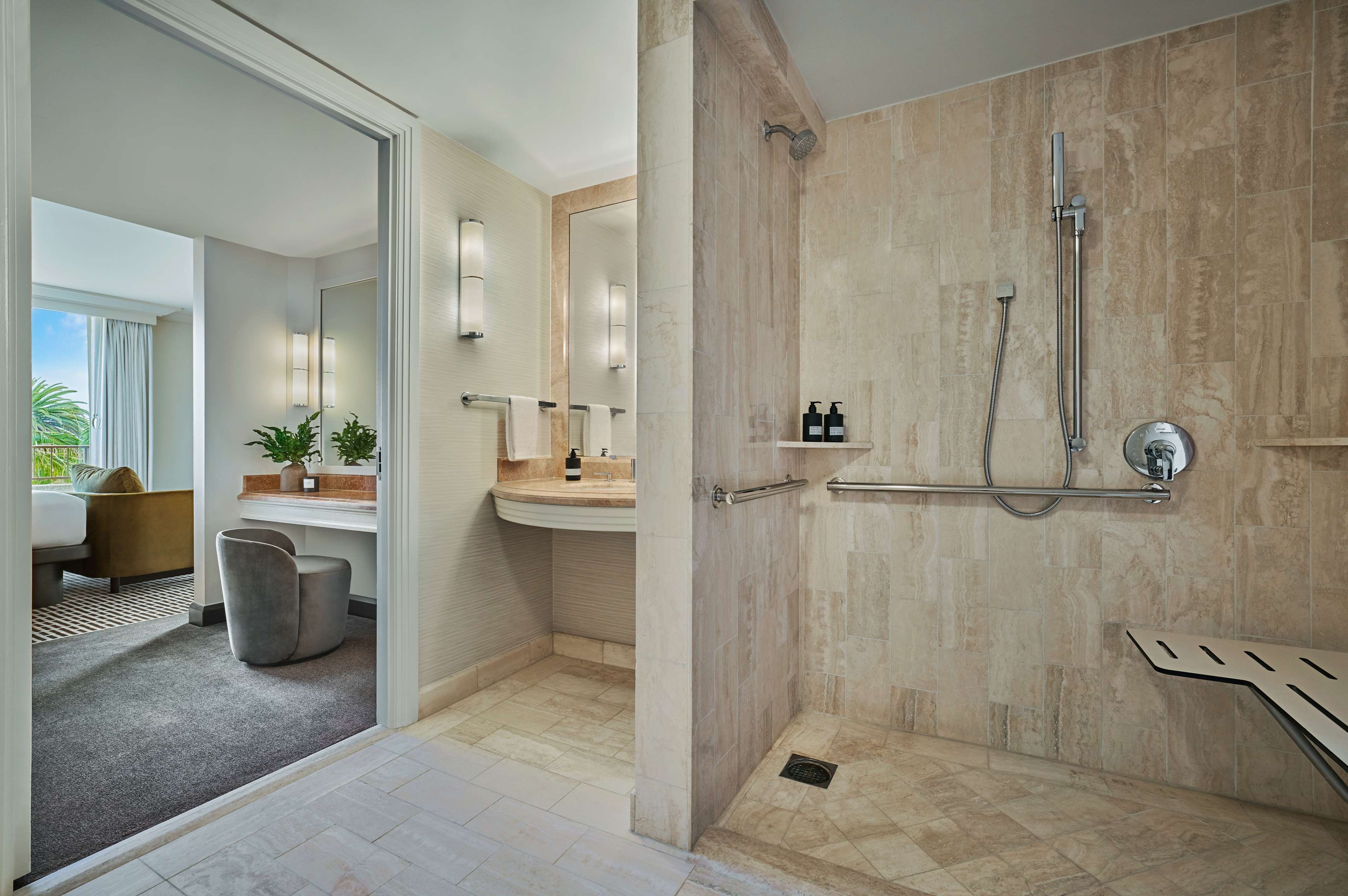 The image of Corner One Bedroom Accessible Suite