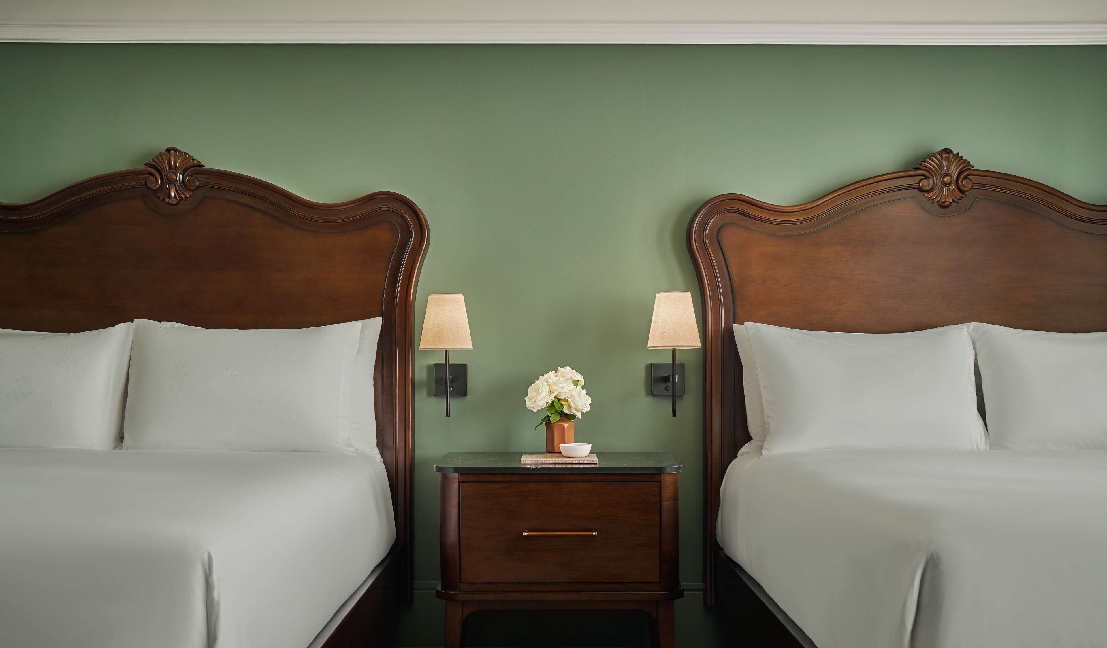 The image of Estate Queen Queen