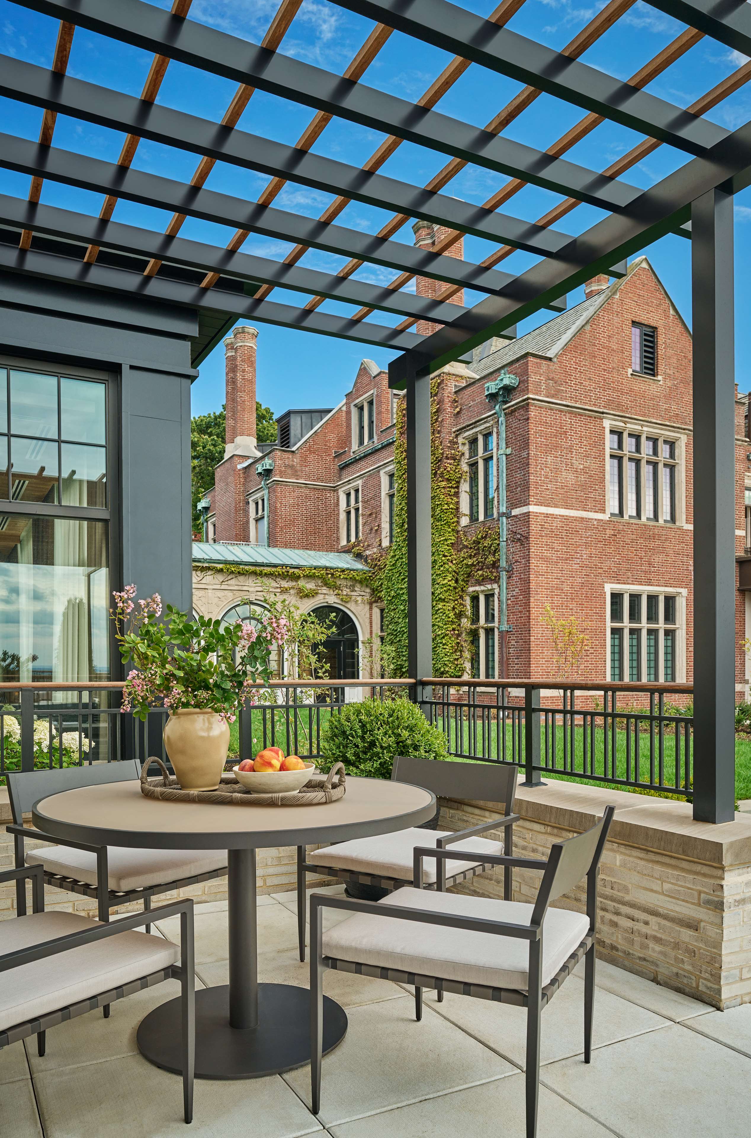 The image of Raritan Suite