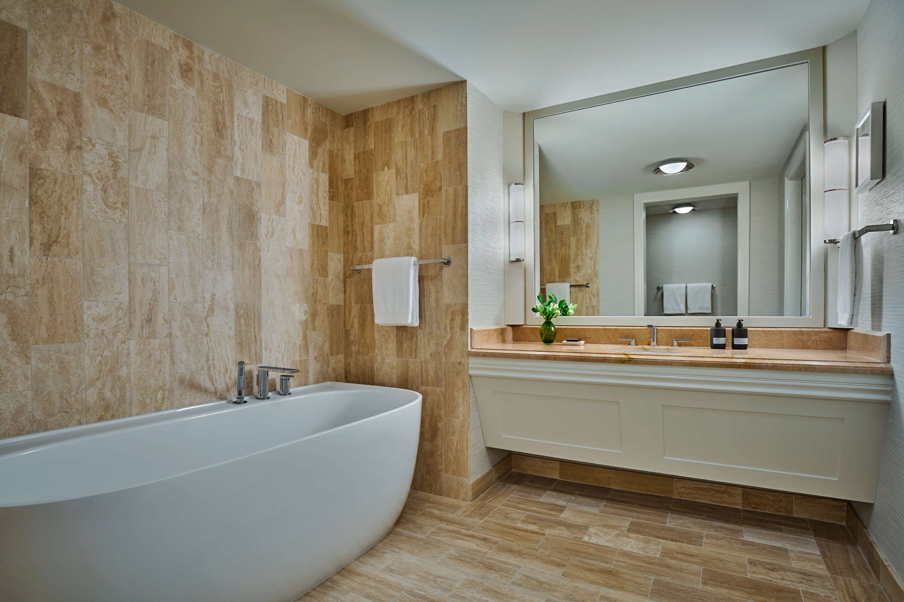 The image of Lido Specialty Suite