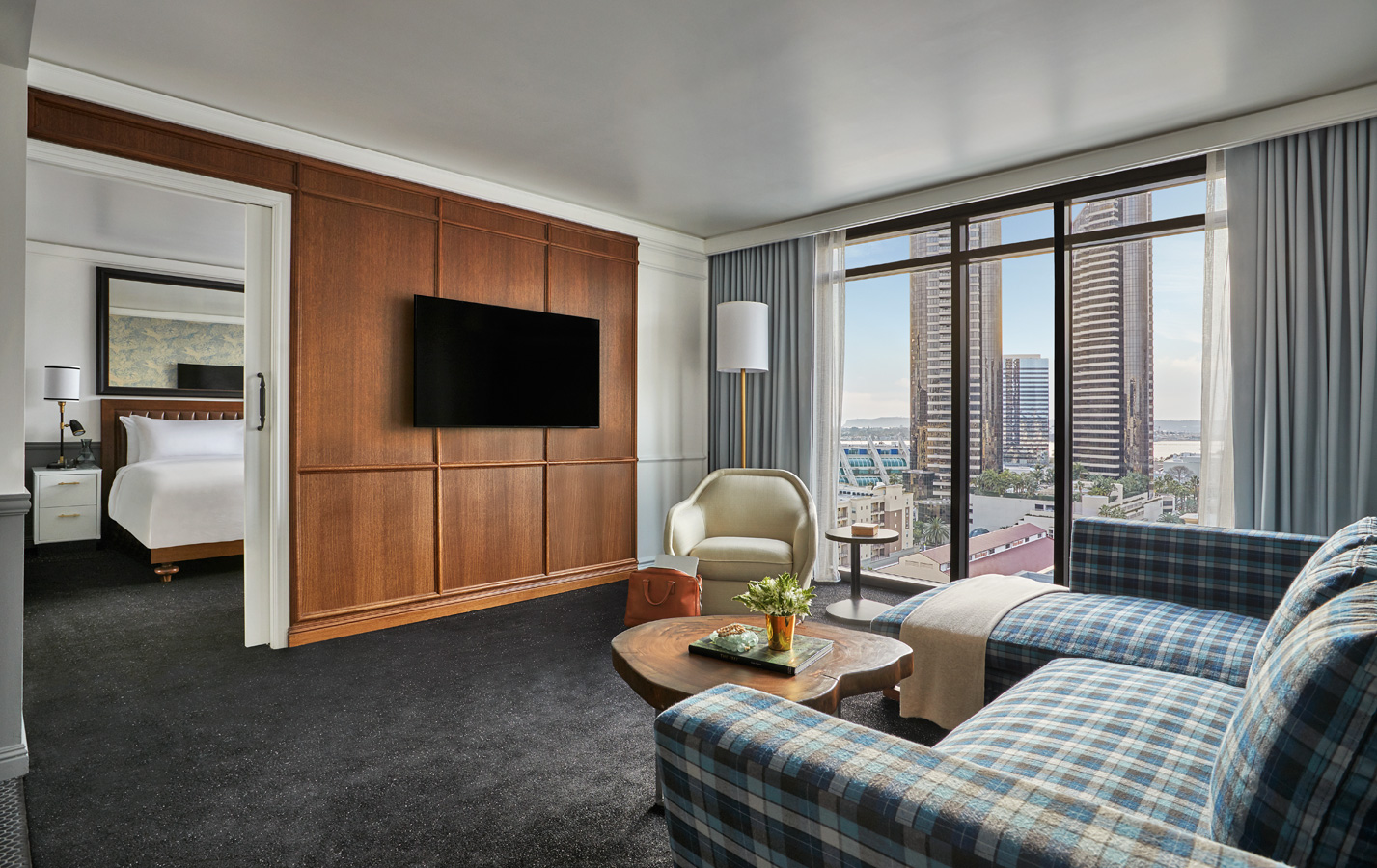 The image of Deluxe One Bedroom Suite